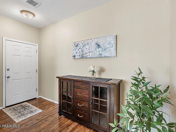 4th image of 4679 N Viewpoint Dr #2