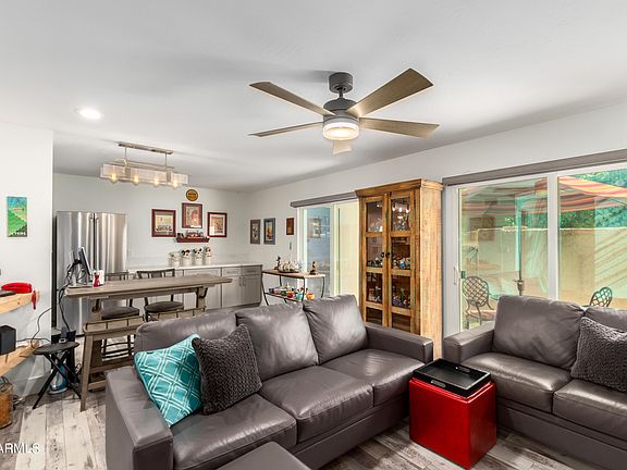 2nd image of 7307 E Thornwood Dr