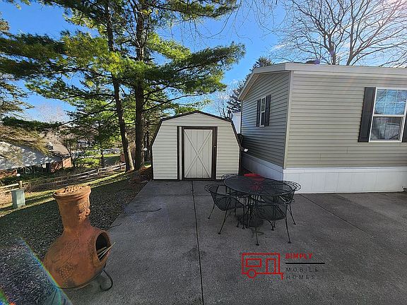 5th image of 335 Oakhill Ct