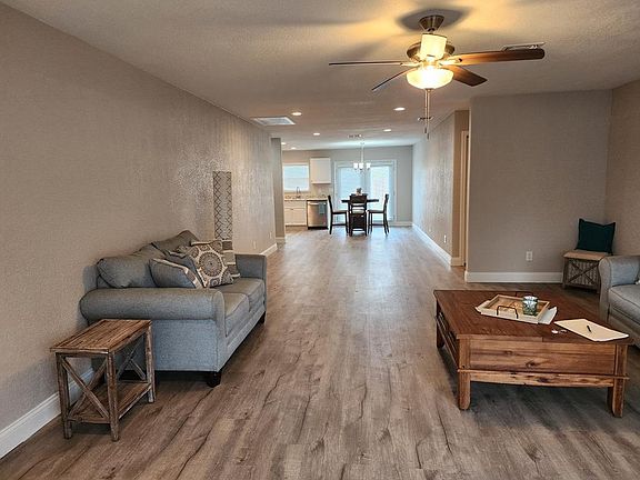 2nd image of 228 Ivy Ln