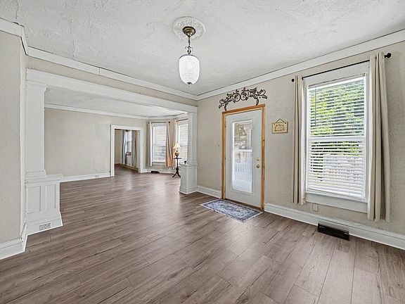 4th image of 1110 Pine St