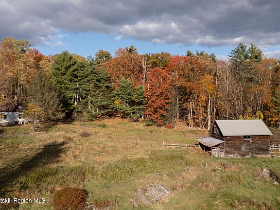 4th image of 00 Beaverkill Road