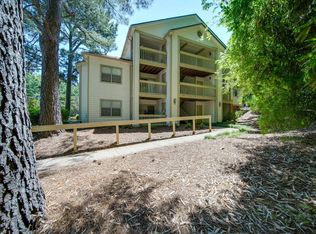 1052 Churchill Downs Ct, Charlotte, NC 28211