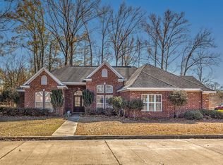 125 Memory Ln, Vicksburg, MS 39180