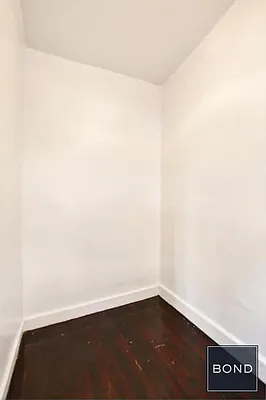 Rented by Bond New York | media 11