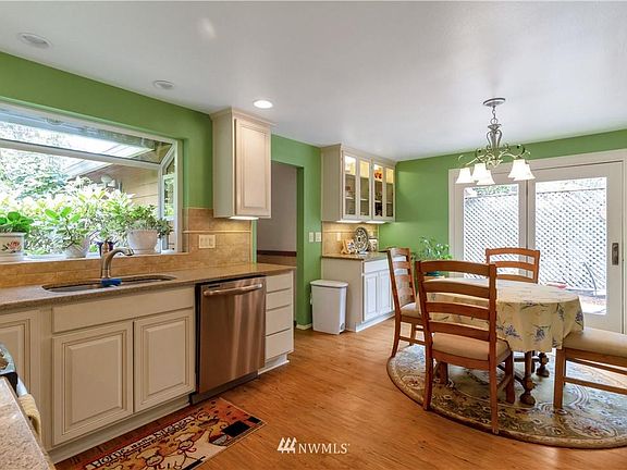 5th image of 4205 S 351st St