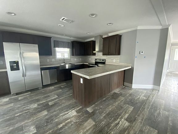 5th image of 6429 Forest Lake Dr #Qfx6k