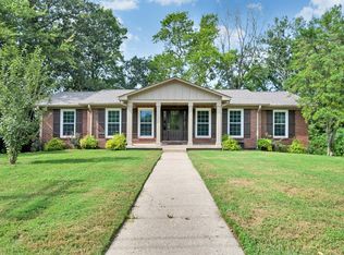 242 Sherry Cir, Gallatin, TN 37066