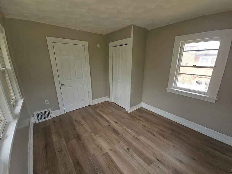 1313 Evelyn St #2 — Photo 13