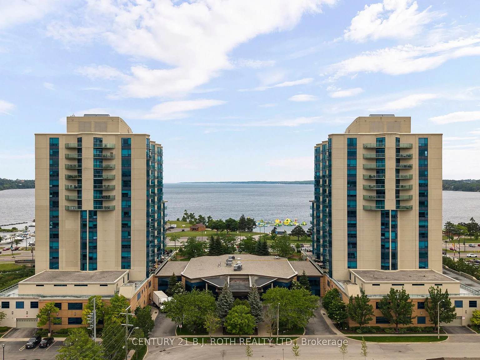 3 bed, $3,500 — Photo 2