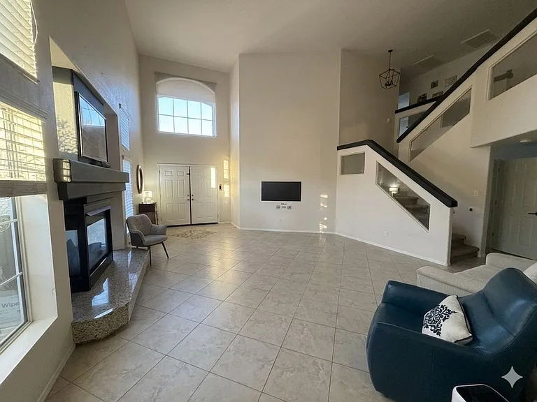 14058 N 158th Ln — Photo 7
