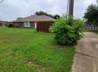1 Holden Cir, The Colony, TX 75056