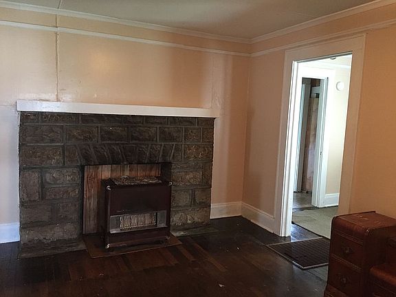 3rd image of 11503 Maccorkle Ave