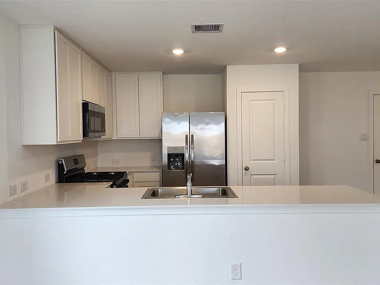 16218 Rustic Prairie Dr — Photo 7