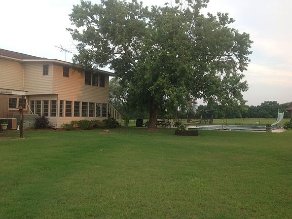 3rd image of 806 Abbeville Hwy