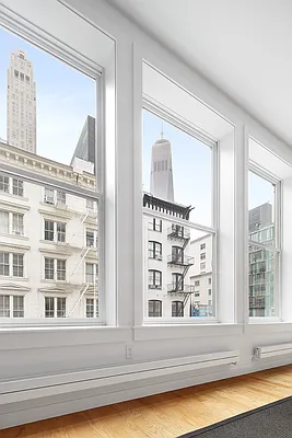 Sold by Compass | media 21