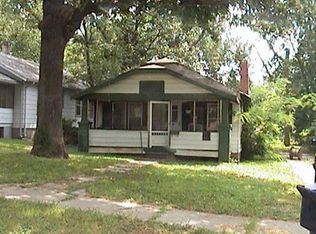 524 Garfield Ave, Baxter Springs, KS 66713