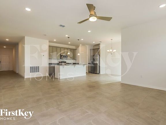2nd image of 190 Windsor Reserve Dr
