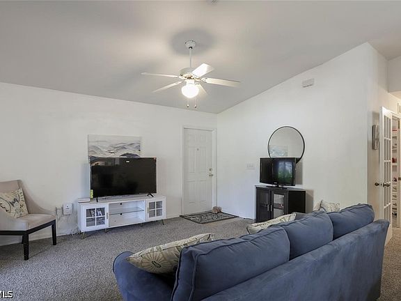 5th image of 1104 Circle Dr #1106
