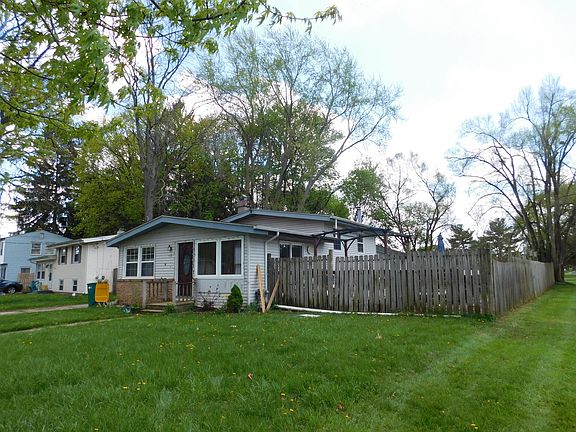 3rd image of 425 Southland Ave