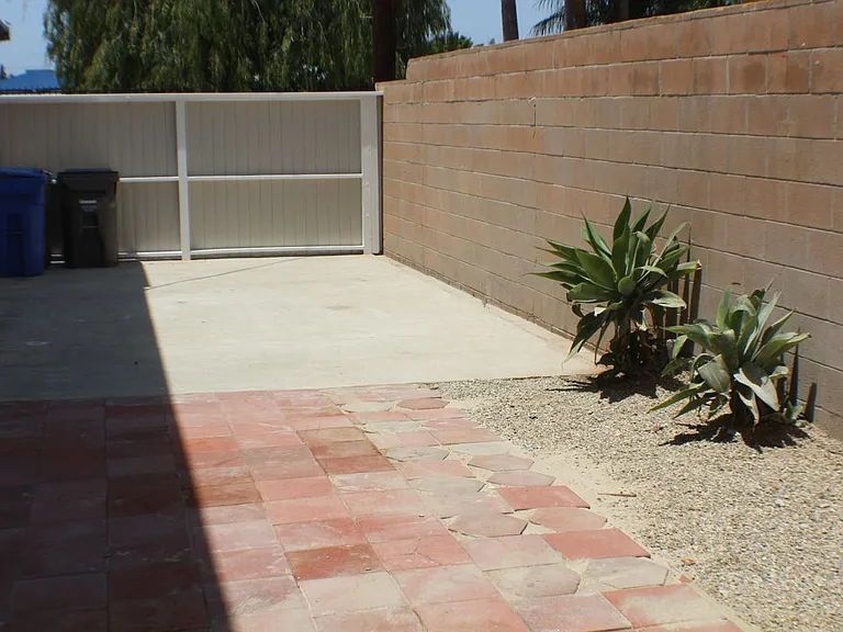 2202 Phelan Ln #HOME — Photo 15