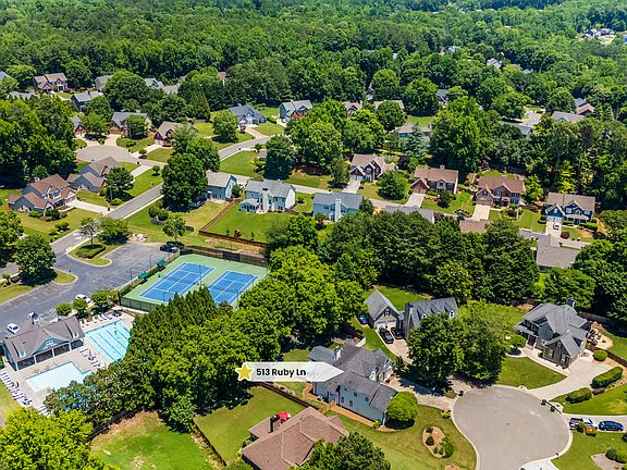5th image of 513 Ruby Ln