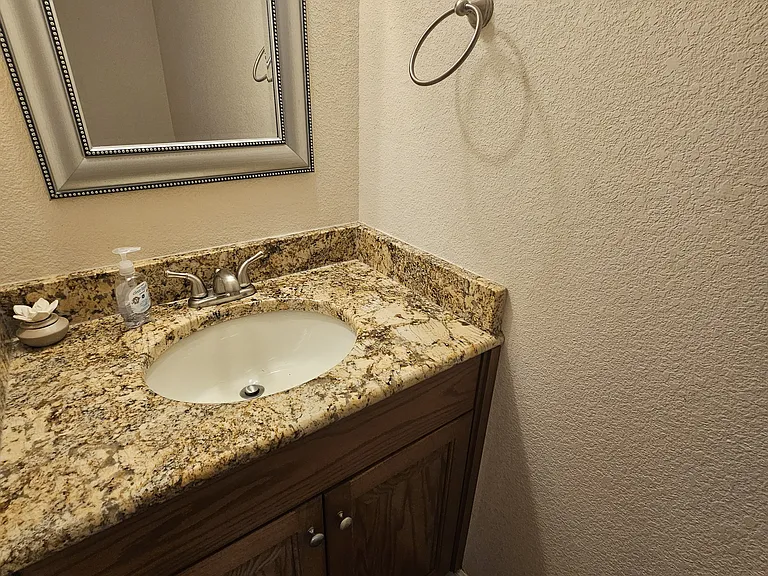 1233 Rockwood Ct — Photo 26