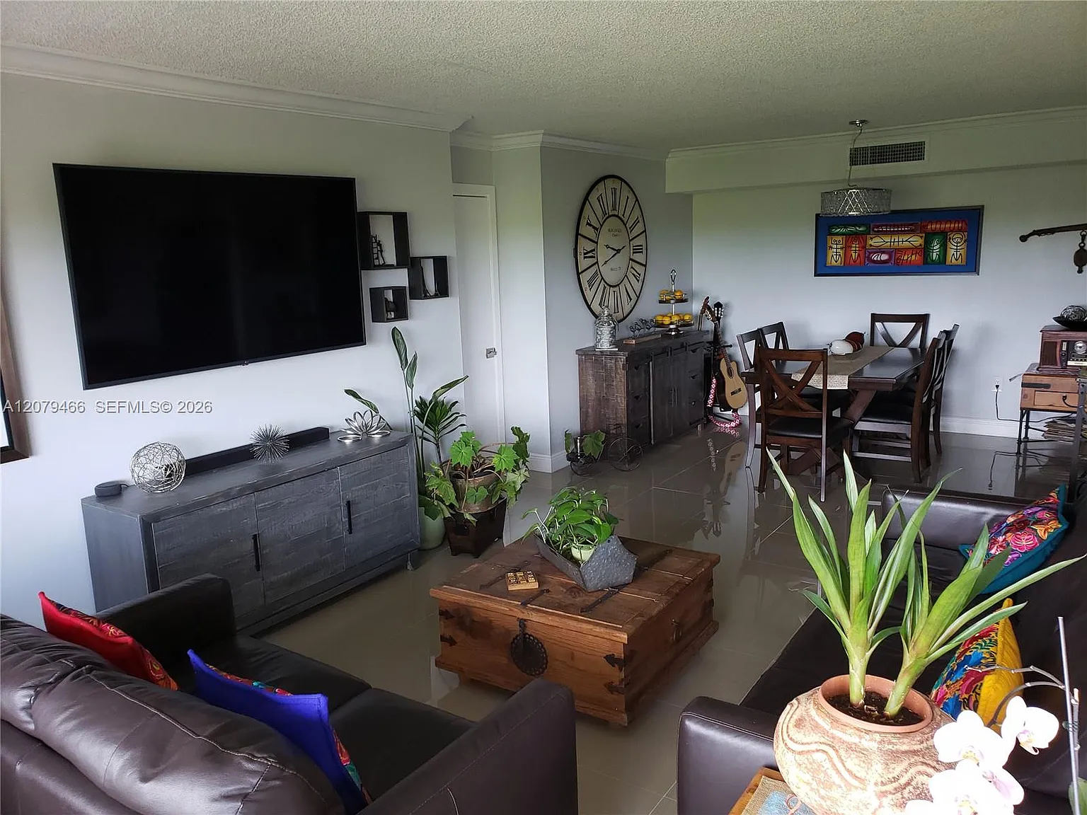 Miller Gardens Condo — Photo 3