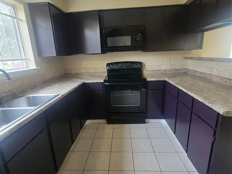 19330 Cypress Bay Dr — Photo 9