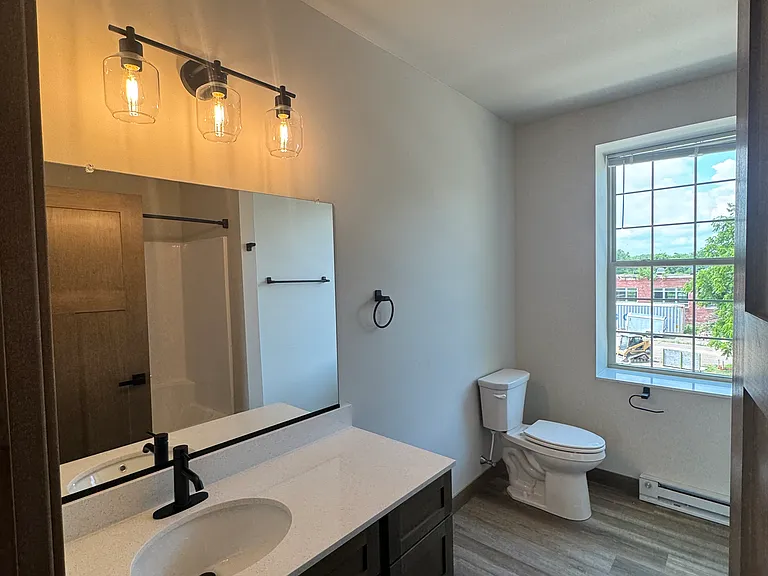 600 W Hickory St #13 — Photo 11