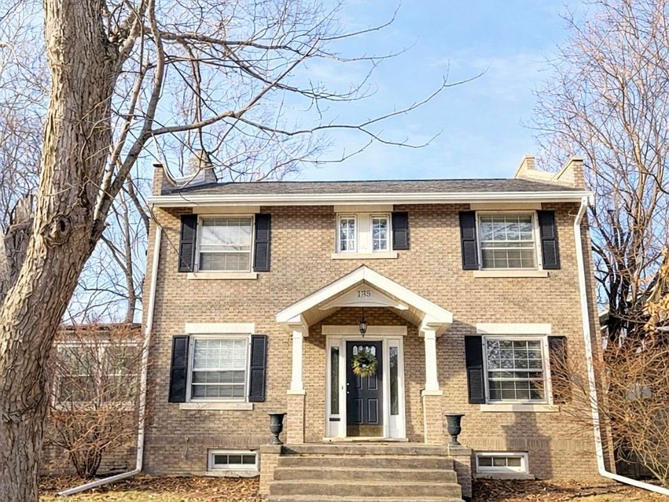 1st image of 135 W Hanssler Pl