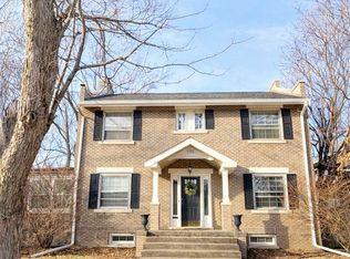 135 W Hanssler Pl, Peoria, IL