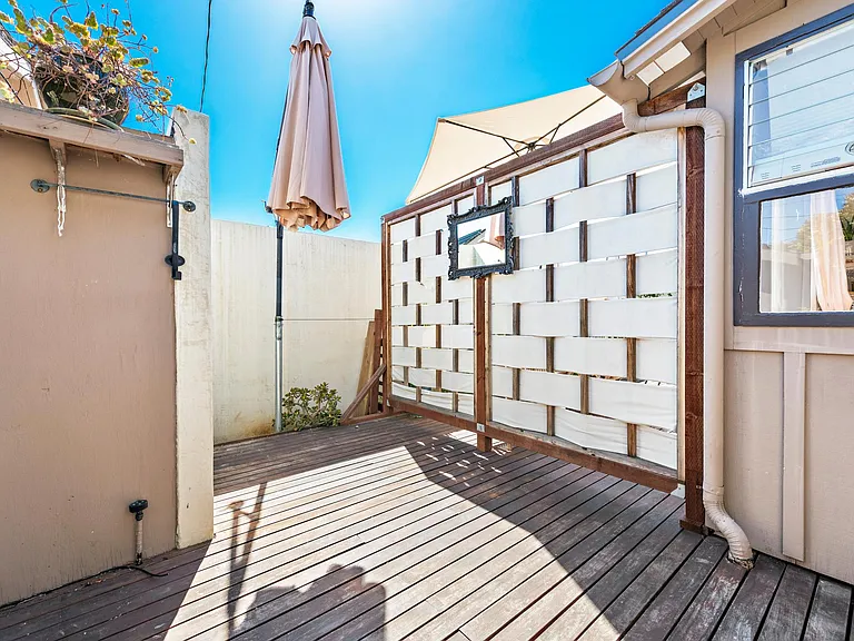 Side patio #2