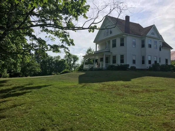 171 1st Crown Point Rd, Strafford, NH 03884