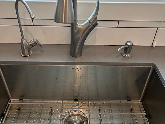 Kitchen Sink with Reverse Osmosis system
