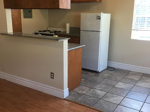 2nd image of 617 Maltman Ave