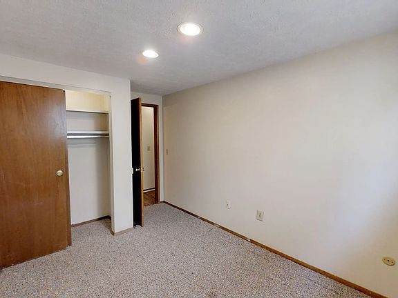 4th image of 94 E 18th Ave APT F