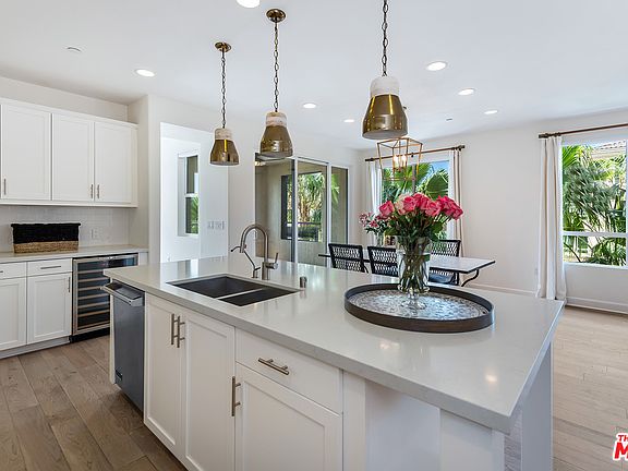 4th image of 12542 W Fielding Cir APT 6