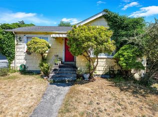 367 Foul Bay Rd, Victoria, BC V8S 4G6