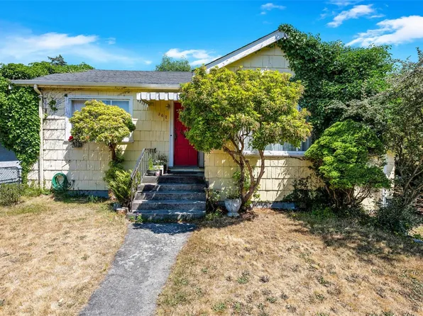 367 Foul Bay Rd, Victoria, BC V8S 4G6