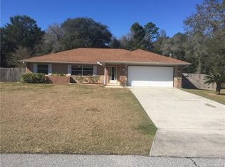 8998 N Gilovu Dr, Citrus Springs, FL 34433
