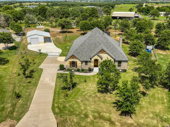 337 Timbers Cir, Poolville, TX 76487