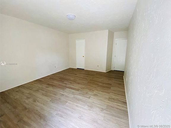 4th image of 1309 N 24th Ave #2