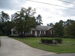 915 Thomas St, Rockingham, NC 28379