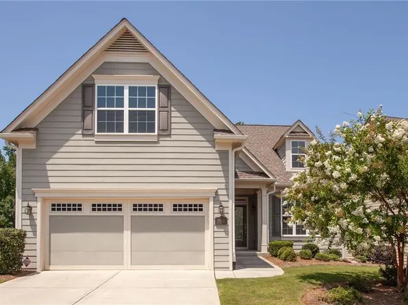 3966 Great Pine Dr, Gainesville, GA 30504