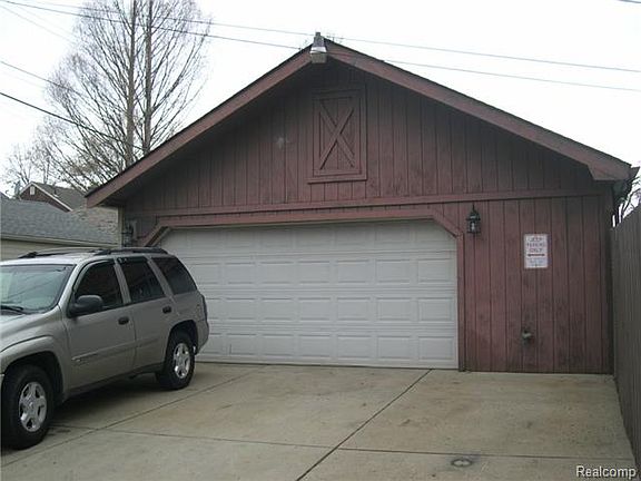5th image of 2114 18th St