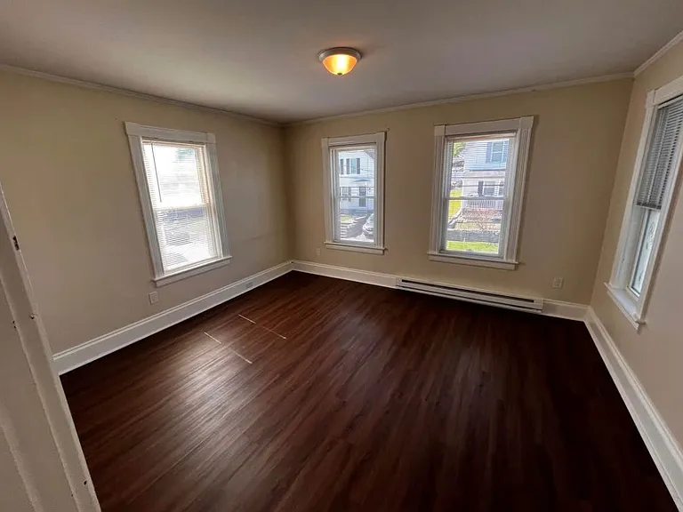 120 Summit St #2 — Photo 8
