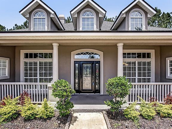 3rd image of 3978 Royal Pines Dr