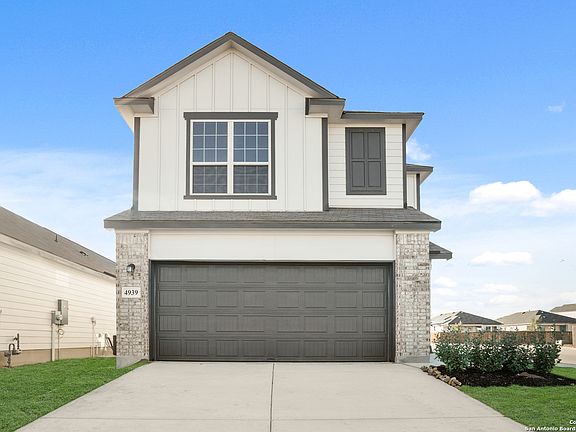 2nd image of 4939 Blue Ranch