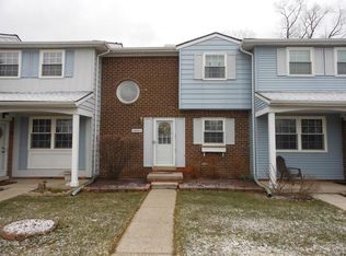 24524 Olde Orchard St #23, Novi, MI 48375